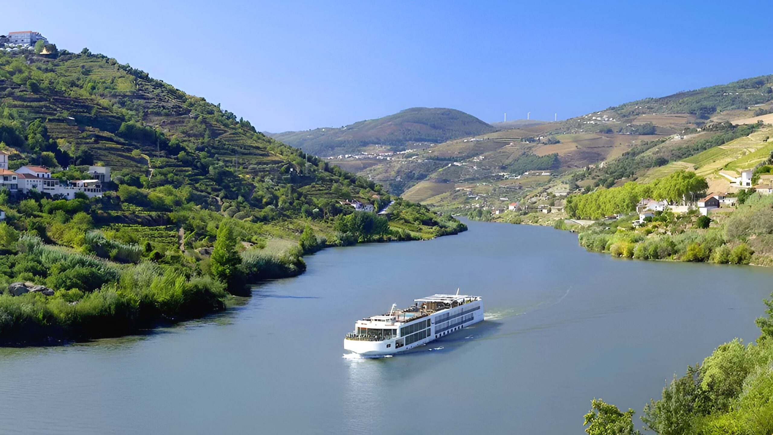 viking-osfrid-river-cruise-ship-exterior (1)